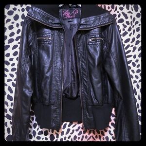 Cute black jacket